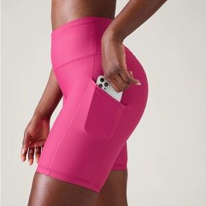 Athleta Interval 7” Short - Iceplant Pink